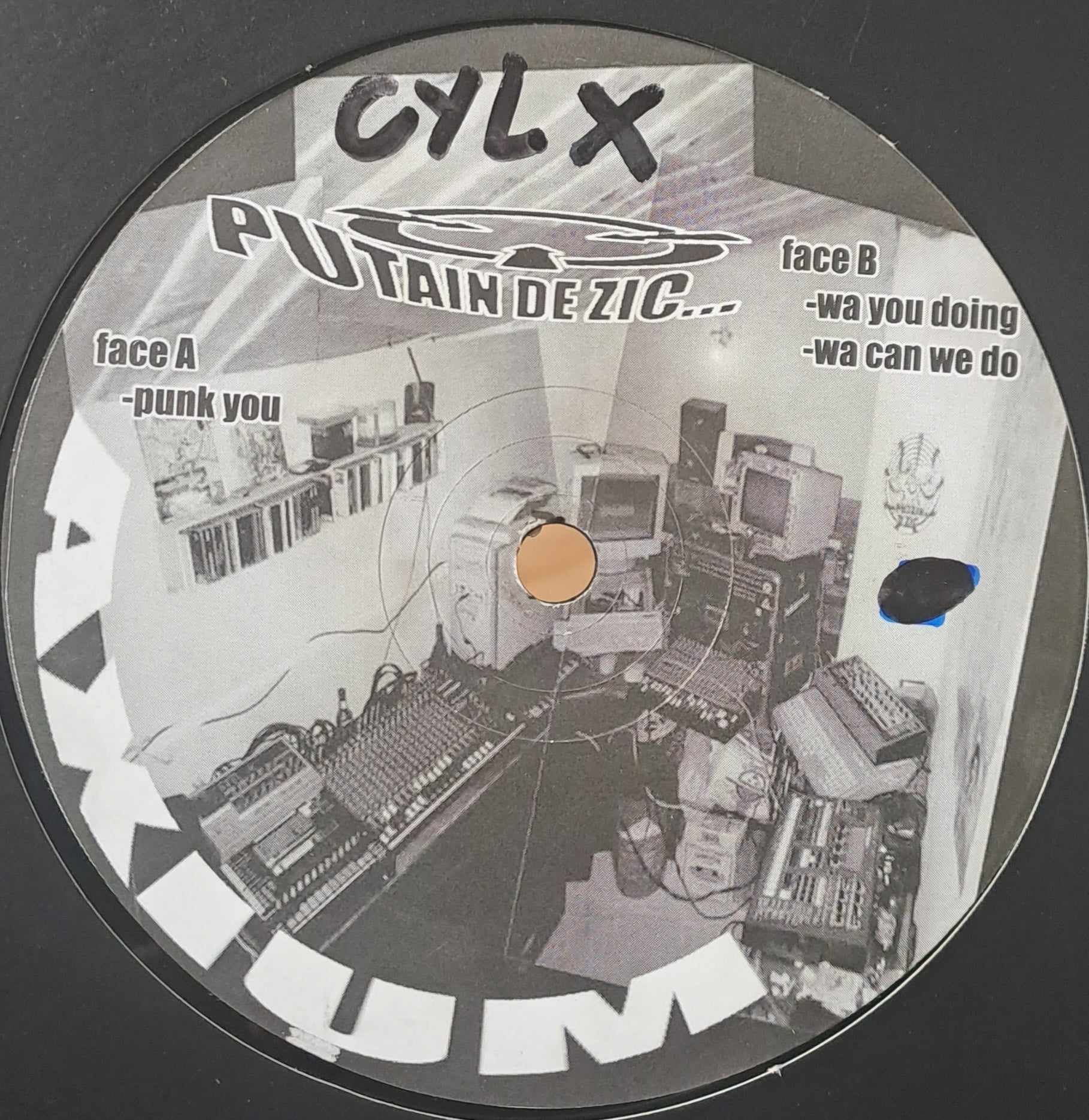 Axium 04 - vinyle freetekno